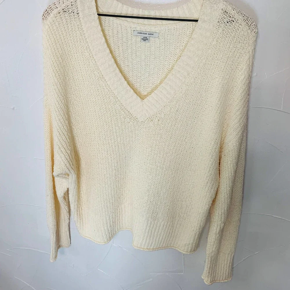 Off White American Eagle Oversized V Neck Long Sleeve Knit Sweater - Picture 3 of 4